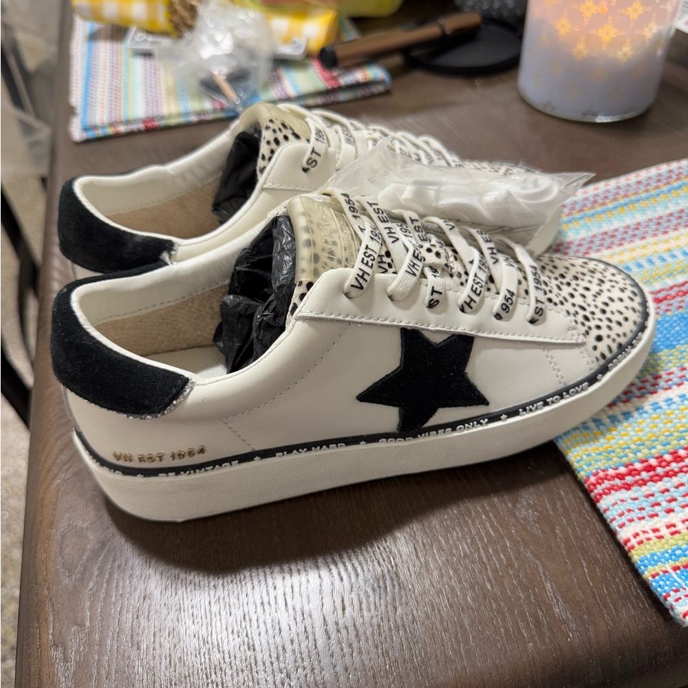 Women’s Vintage Havana Sneakers